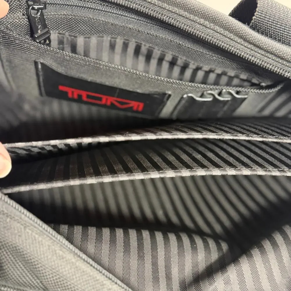 TUMI Alpha Expandable Briefcase 18
